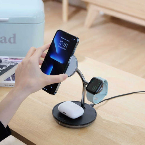 OMNIA M3+ Magnetic 3-in-1 Wireless Charging Station APAADM3POGBK