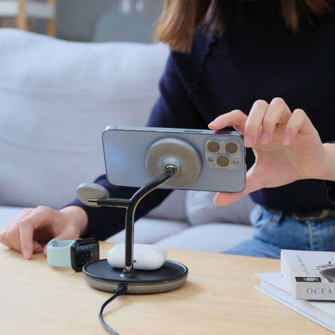 OMNIA M3+ Magnetic 3-in-1 Wireless Charging Station APAADM3POGBK