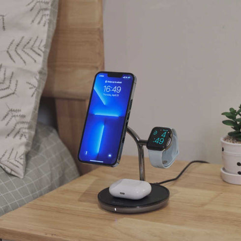 OMNIA M3+ Magnetic 3-in-1 Wireless Charging Station APAADM3POGBK