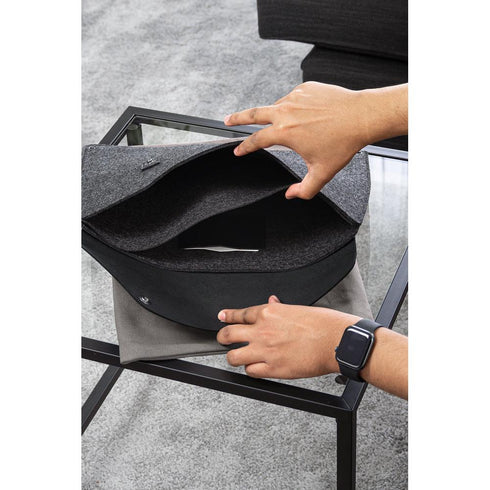 Mujjo Leather Sleeve for Laptop & MacBook 15" / 16"